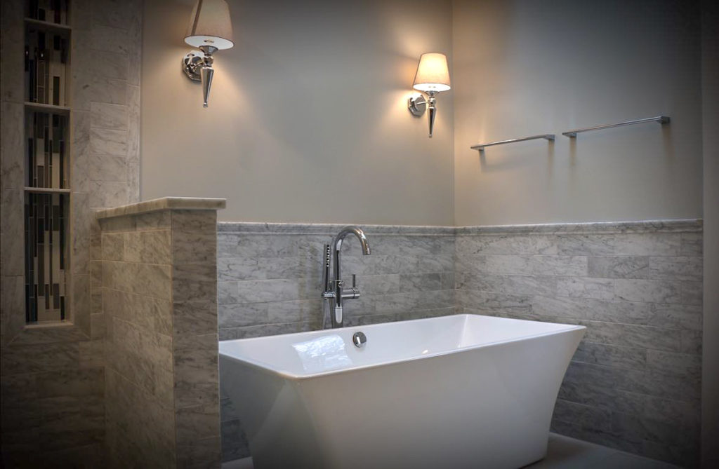 Large Bathtub with Marble Walls