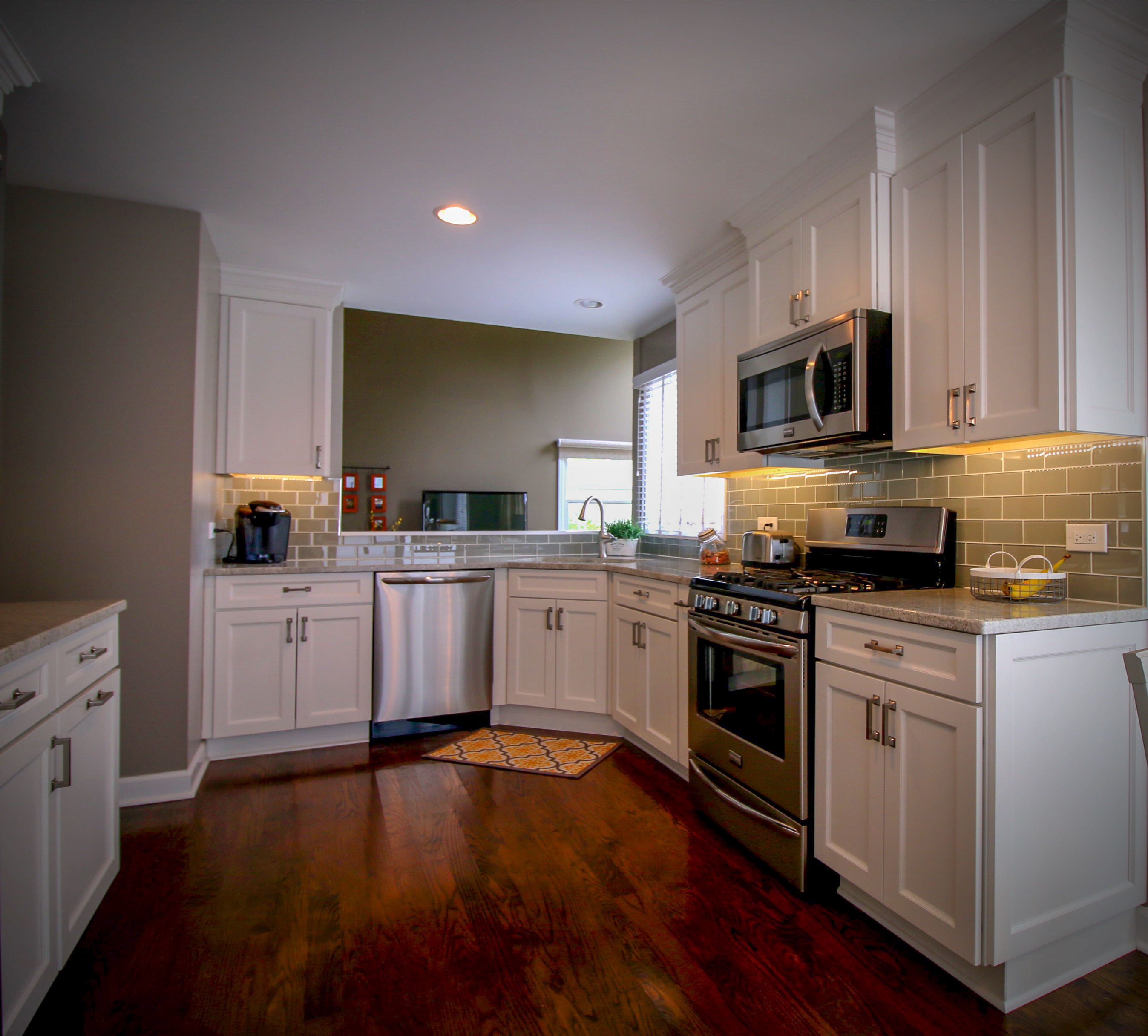 Kitchen Update with White Shaker Cabinets