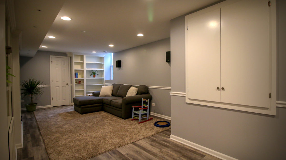 Plank Laminent Flooring in Basement