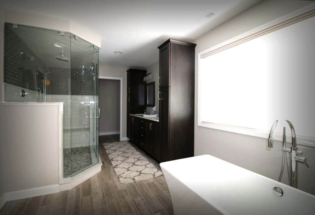 Bathroom Remodel with Wood-like Porcelain Floor