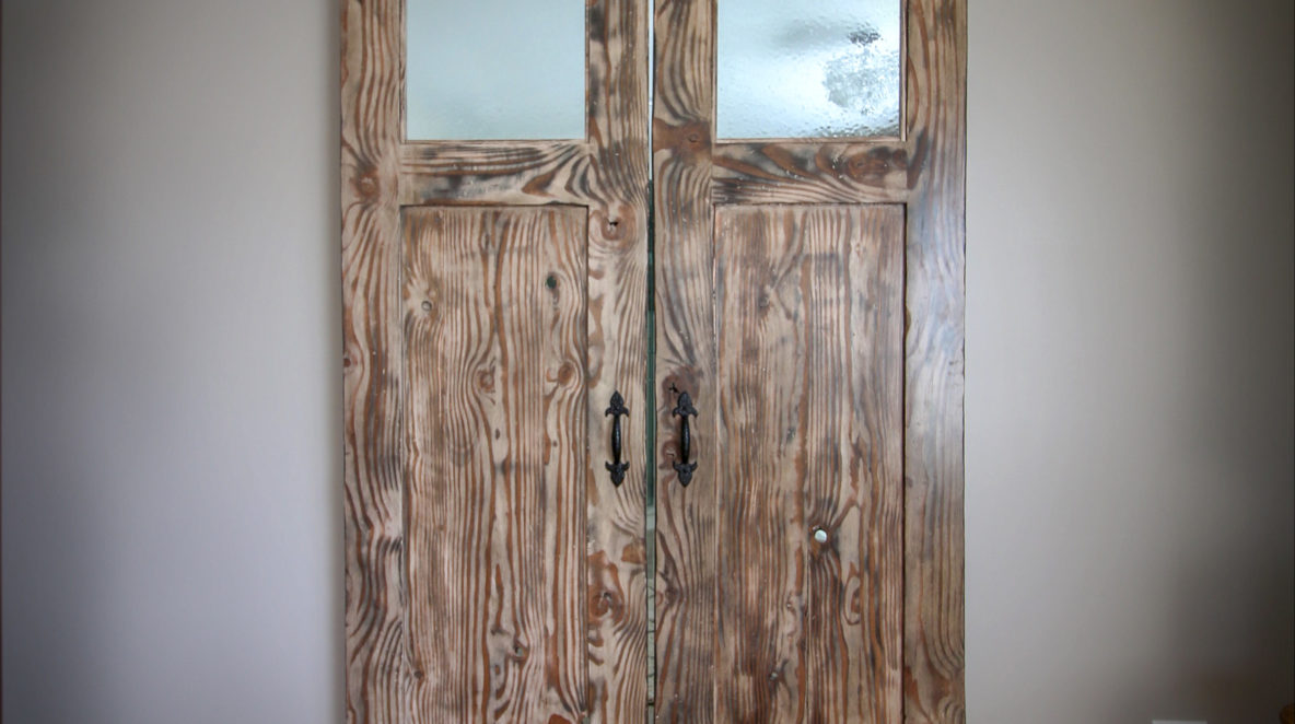 Custom Barn Doors with Amazing Wood Grains
