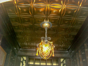 Elegant Lamp with Tin Roof